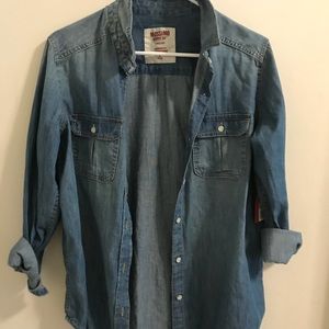 BRAND NEW Mossimo Tee !